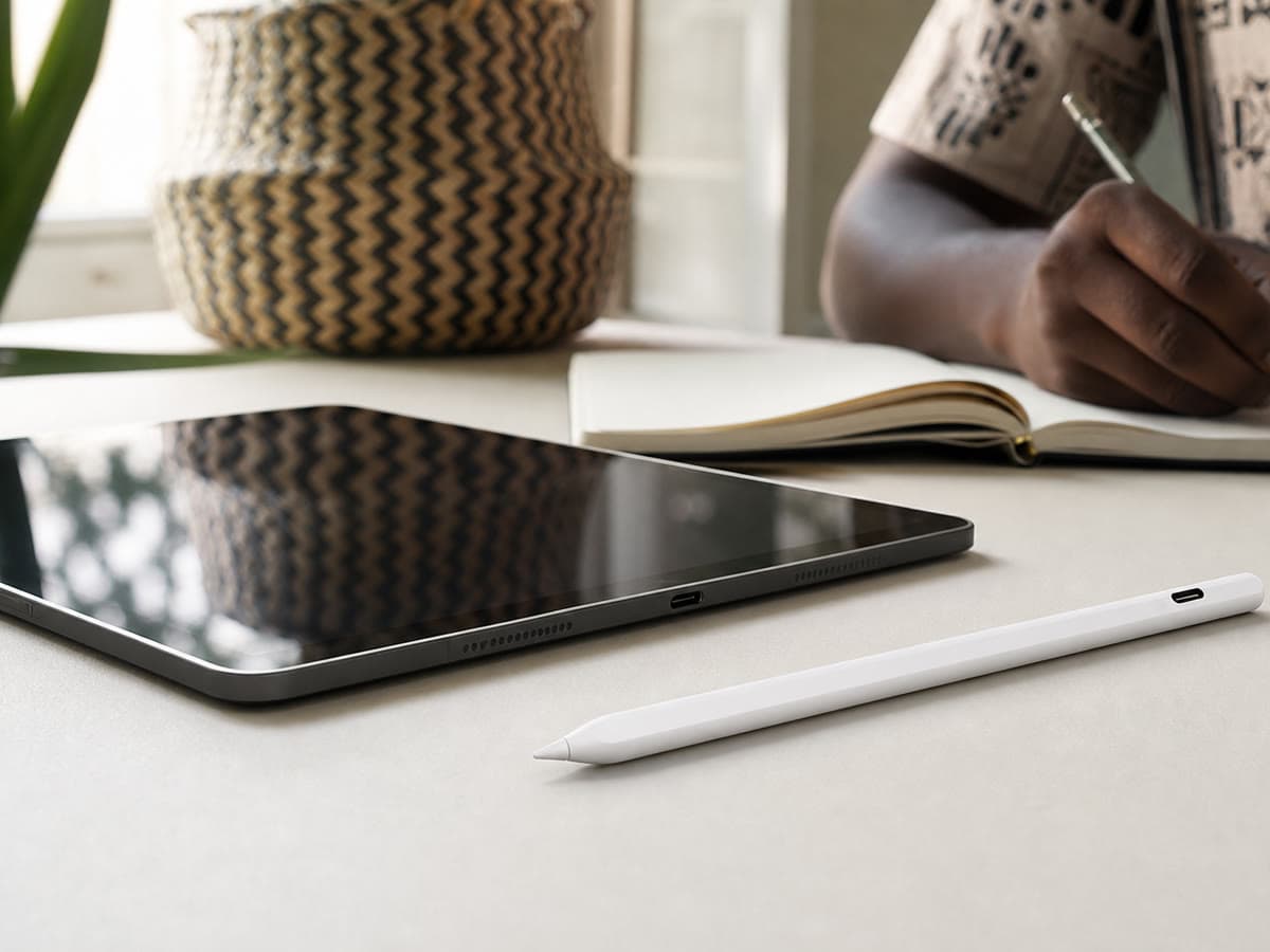 Apple Pencil USB-C in 2026: Compatibility, Price and Al | Ogabassey