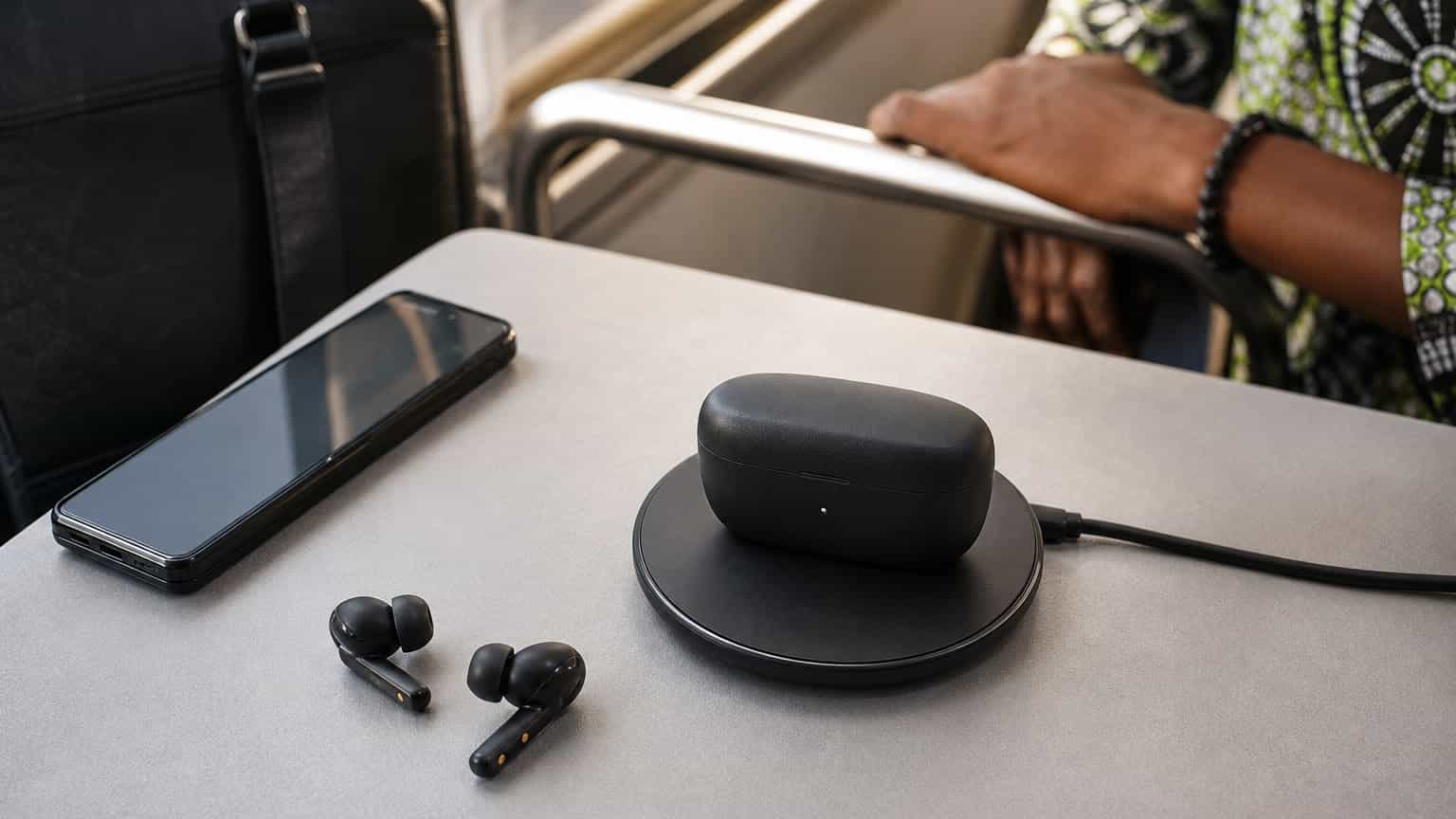 Google Pixel Buds Pro 1 Buyer Guide: ANC, Calls, Battery and Pixel Compatibility